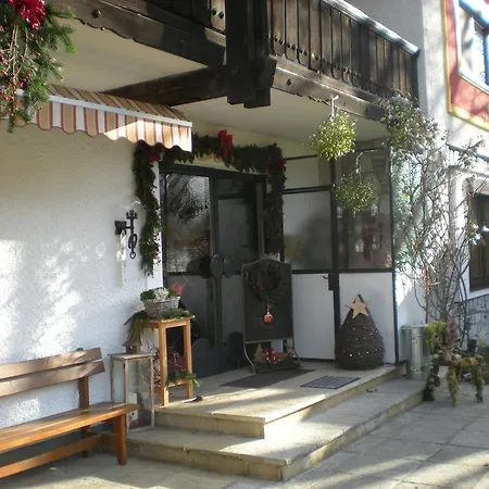Guest house Leprich 2*